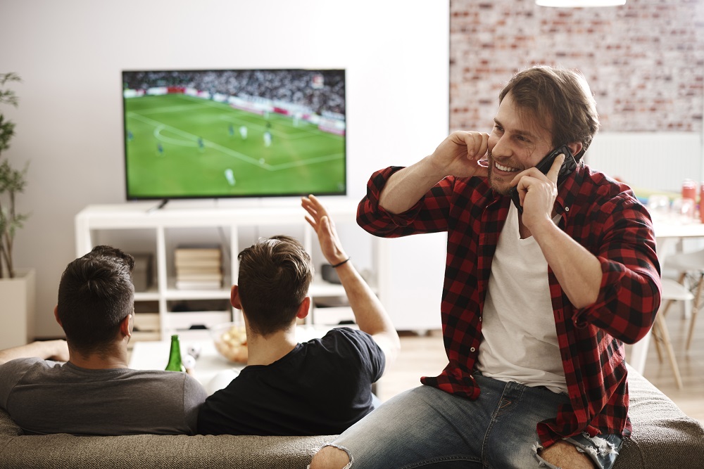 Hur du väljer den bästa IPTV-leverantören i Sverige: Funktioner, laglighet och kundsupport